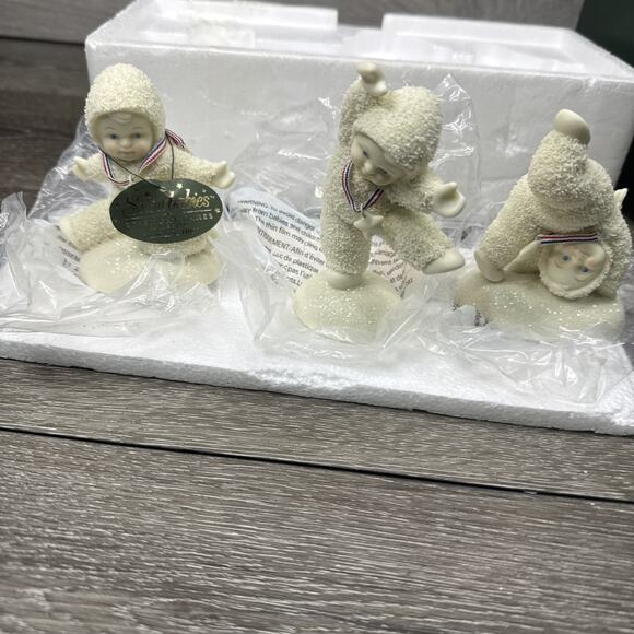 SnowBabies "Tumbling Trio" Starlight Games New in Box - Picture 4 of 8